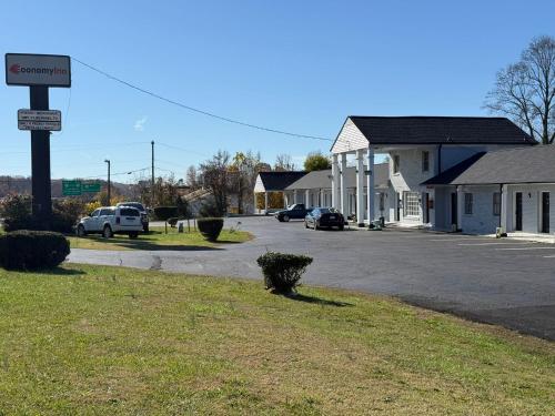 OYO Hotel Economy Inn US-29 Danville in Danville, USA