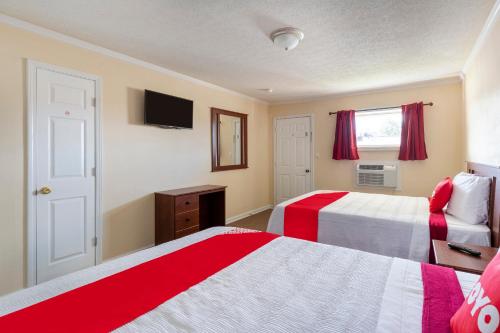 OYO Hotel Cave City KY in Cave City, USA
