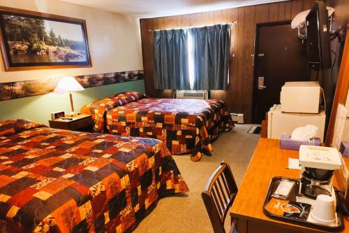 Love Hotels Voyageur by OYO at International Falls MN
