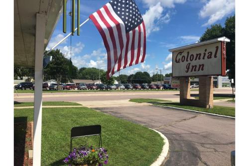 Colonial Inn Extended Stay by OYO New Ulm in New Ulm, USA