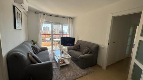 Three-Bedroom Apartment room in Apartamento con terraza piscina y vistas en Cabo by Turihome