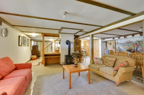Peaceful Bedford Escape: Deck & Stunning Views! - Bedford, PA