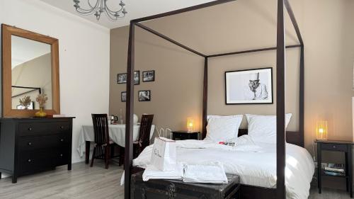 Chambre Univers Bocuse - à 200 m de la Légende 3