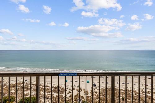 Cozy Oceanfront Condo Pool FREE Tickets M124