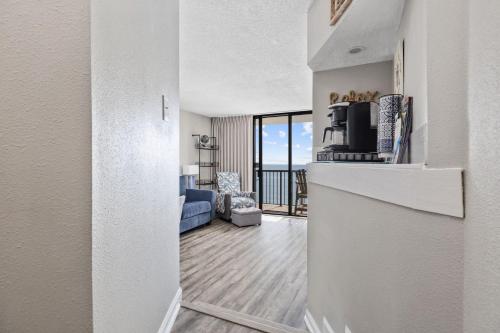 Cozy Oceanfront Condo Pool FREE Tickets M124