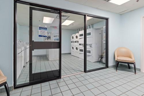 Cozy Oceanfront Condo Pool FREE Tickets M124