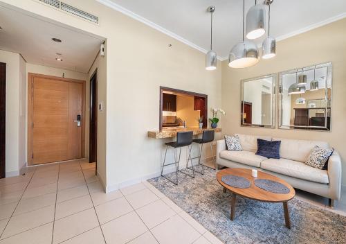 Luxurious Studio next to Dubai Mall in Downtown - image 7