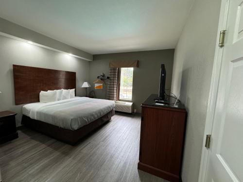 King Room - Non-Smoking