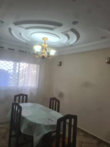 Résidence Mado (Residence Mado) in Edea