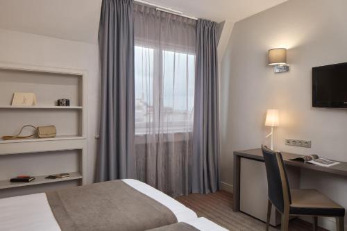 Timhotel Opéra Blanche Fontaine - image 10