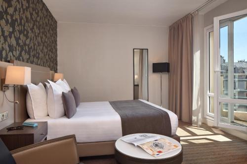 Timhotel Opéra Blanche Fontaine - image 12