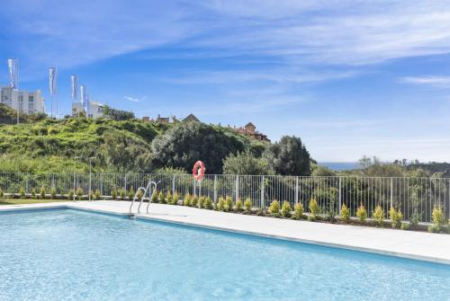 VIVI Homes - Feliz - Roof terrace - pool - gym