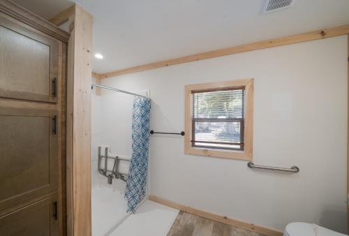 Moody Beach Camping Resort Wheelchair Accessible Cottage – Wells, ME