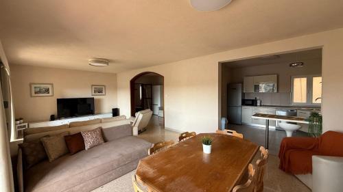 Flat in St Julians sea view, St Julian's (photo 7)