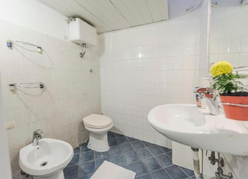 A Roma San Pietro Best Bed - image 11