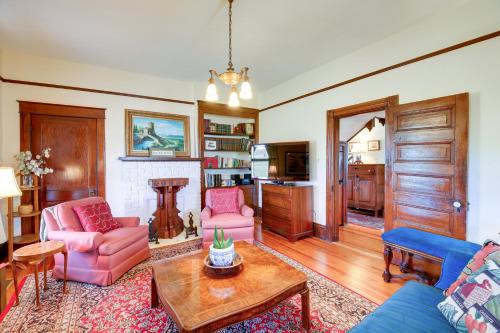 Historic Home on 160-Acre Farm in Bristol! in Bristol, USA