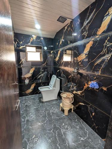 حمام, CharDara Agrotourism & FarmStay in Moleshwar