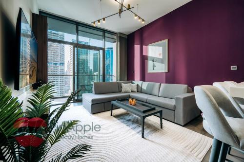 Royal style New 1BR with a view, Dubai