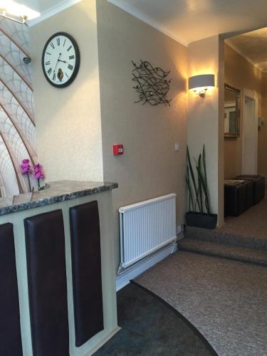 Entrance, Tregonholme Hotel in Bournemouth