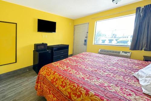 Luxury Inn By OYO Albany - image 2