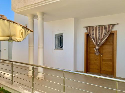 Maison avec piscine à 250m de la mer