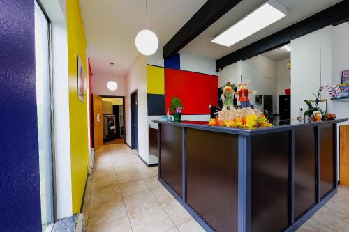 Coastal Inn by OYO Lincoln City - Oregon Coast Hwy - 로비