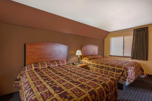 Great Val-U Inn Odessa - image 7