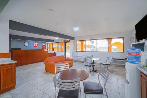 Előcsarnok, OYO Hotel Kingsville - Hwy 77  in Királyváros (TX)