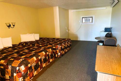 3 double beds