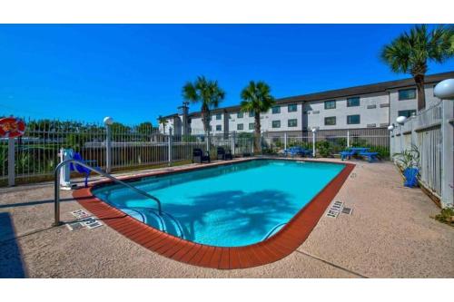 Studio 6-Beaumont TX - image 11