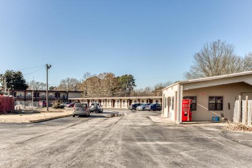 . OYO Hotel Bald Knob near Searcy AR