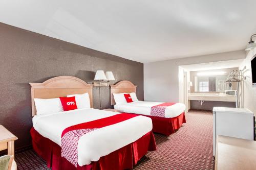 2 twin beds
