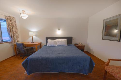 Harlan Inn and Suites - image 20