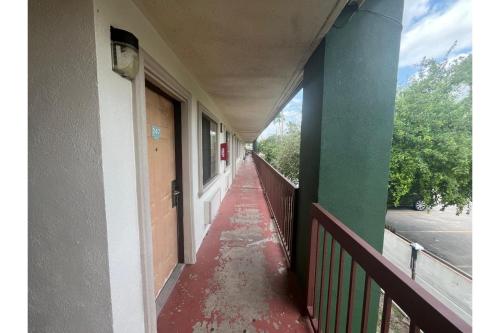 La Posada Inn Brownsville - image 2