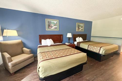 2 queen beds