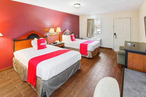 2 double beds