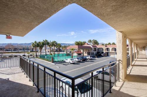 Erkély/terasz, Hotel Palmdale - Antelope Valley in Palmdale