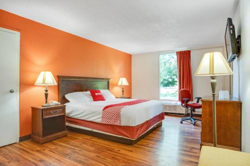 OYO Hotel Mona Lake Muskegon - main image