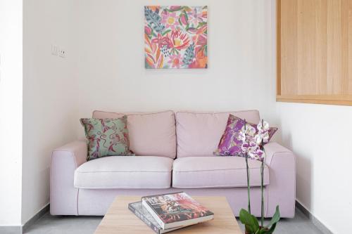 Eos - Elegant Apartments & Suites - image 3