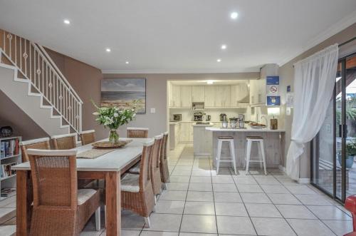 Sunset Villa in Yzerfontein in Yzerfontein