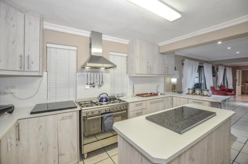 Sunset Villa in Yzerfontein in Yzerfontein