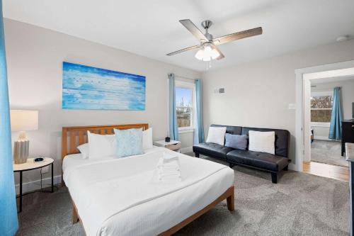 Fishing & Skate Park, 10 mins to Ark, Sleeps 14 in Dry Ridge (KY)