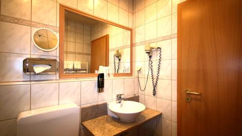 Komfort Hotel Am Kurpark - Photo 5