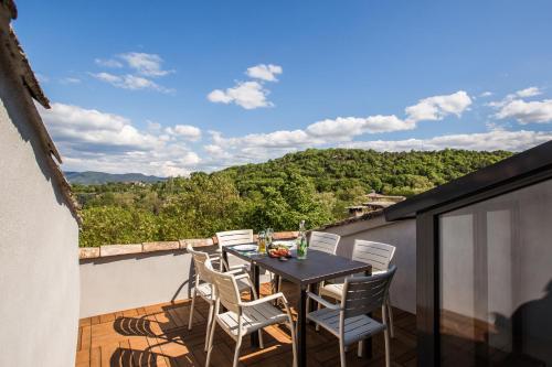 . Domaine le C4 - restaurant et gîte d'exception familial avec terrasse Ardèche
