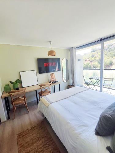 124, Spacious studio with a view