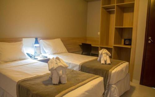 Standard Double or Twin Room image 3