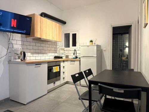 B&B Boutique Two Bedrooms Apartments 4