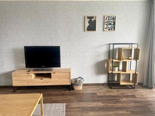 Sunny & Minimalist Apartment near the City Center, Košice (fotografie 4)