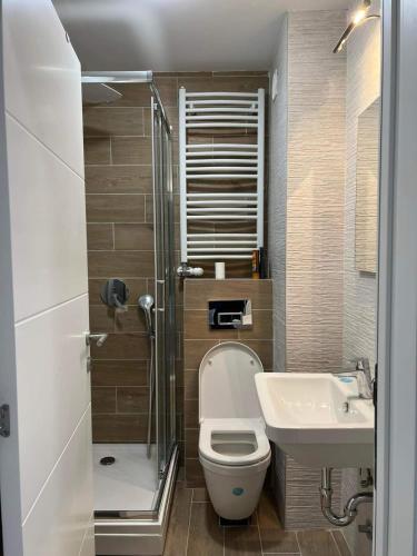 Illy, new and modern studio with a beautiful view, Belgrado (foto 6)