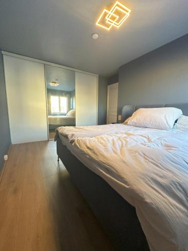 Modern and cozy apartment near the city centre in Sagene